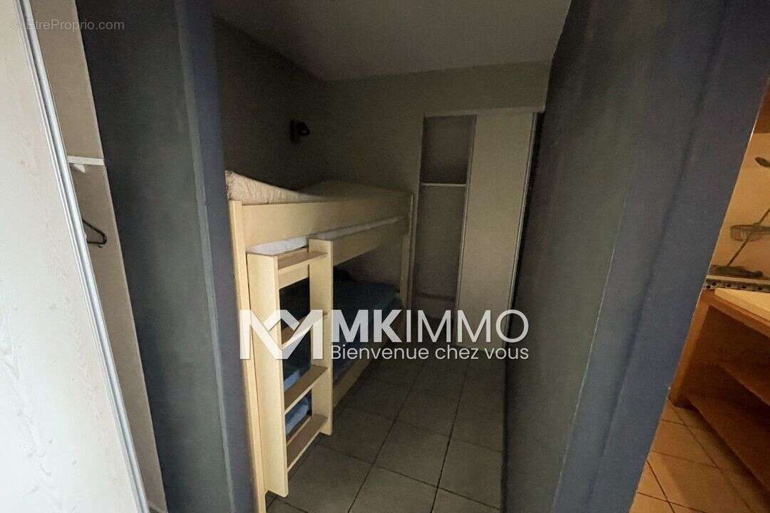 Appartement à SAINT-LAURENT-DU-VAR