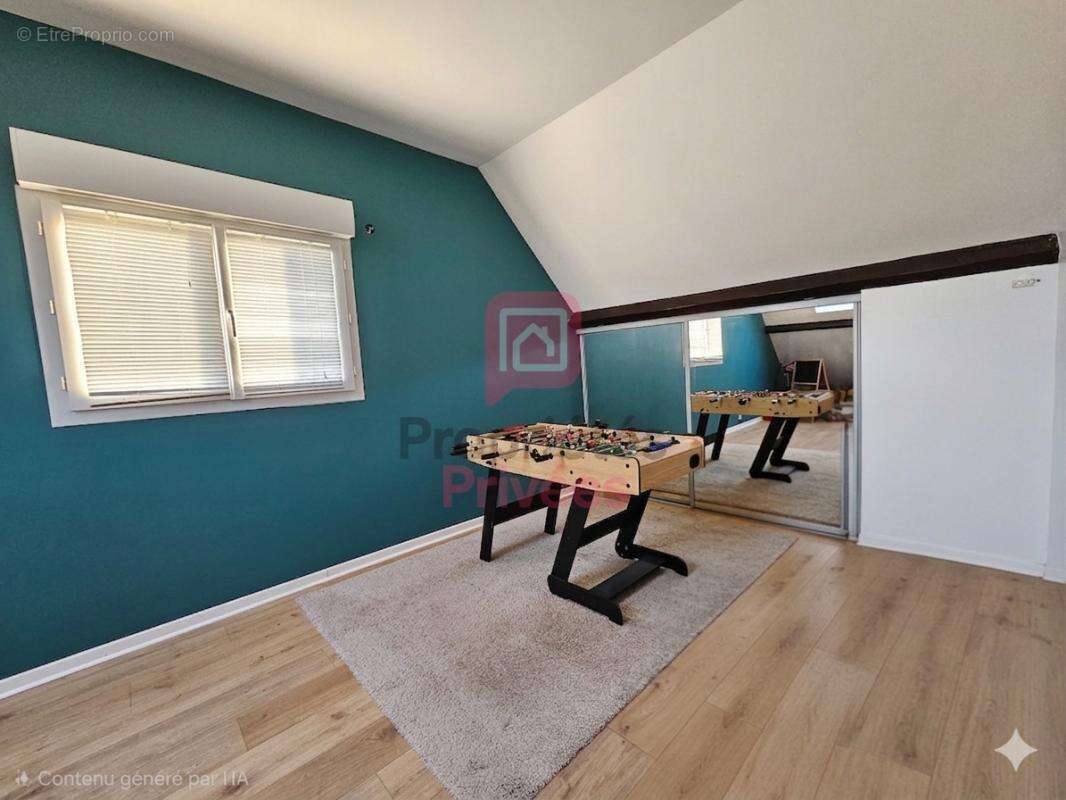 Maison à LE PERRAY-EN-YVELINES