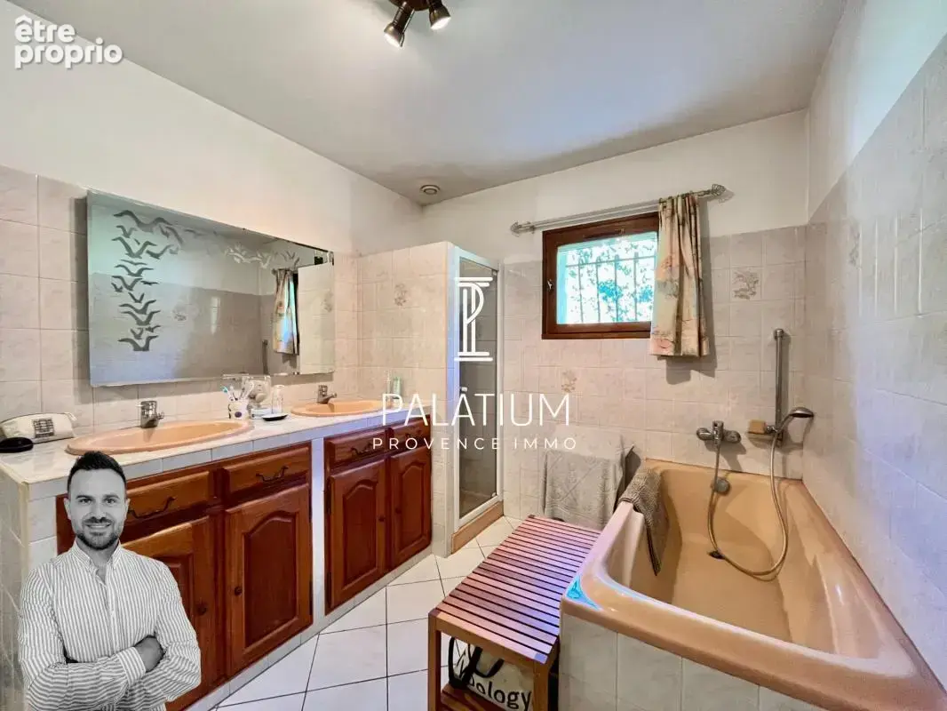 Villa 150m² - Plain pied - 4 chambres - Piscine - Terrain de 5737m² - photo 18