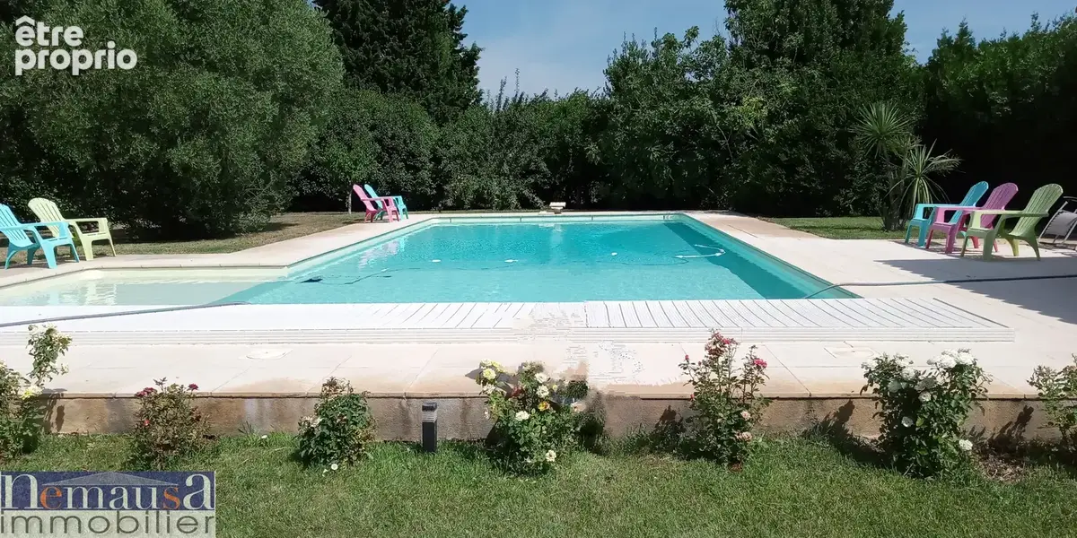 Tarascon, villa de 209m2 sur une parcelle de 2698m2 avec piscine - photo 3