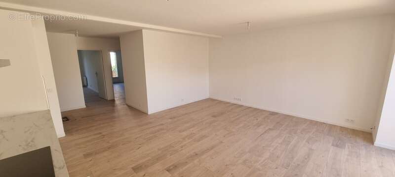 Appartement à HYERES