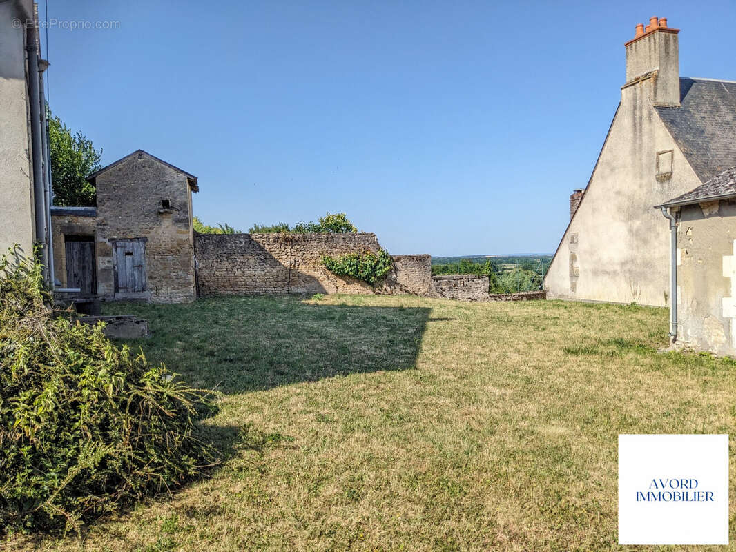 Maison 217 m² à Villequiers  - photo 5