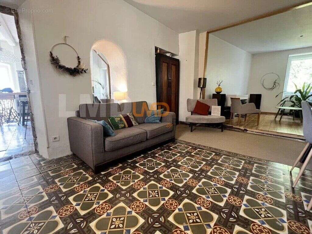 Maison à LAURAC-EN-VIVARAIS