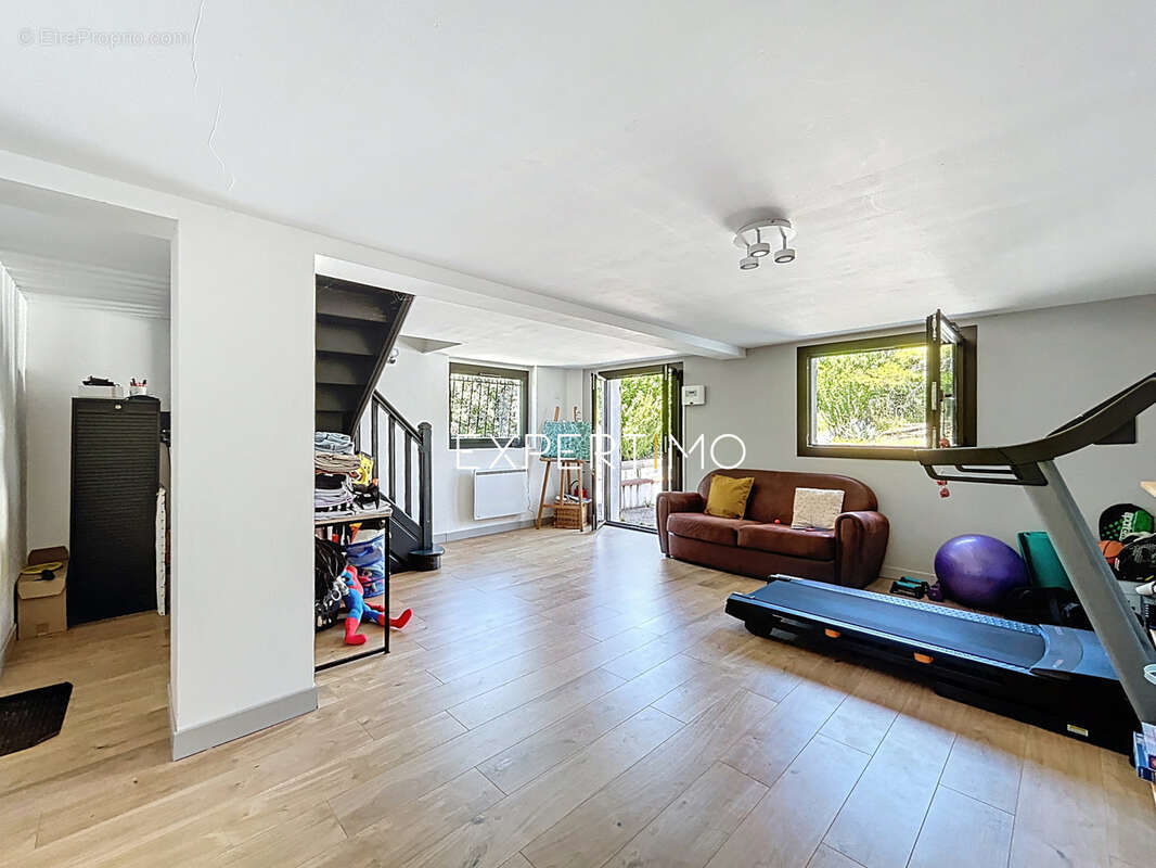 Montgiscard, cadre et environnement très nature pour cette maison de 7 pièces 195m2 env. avec sous-sol complet - photo 15