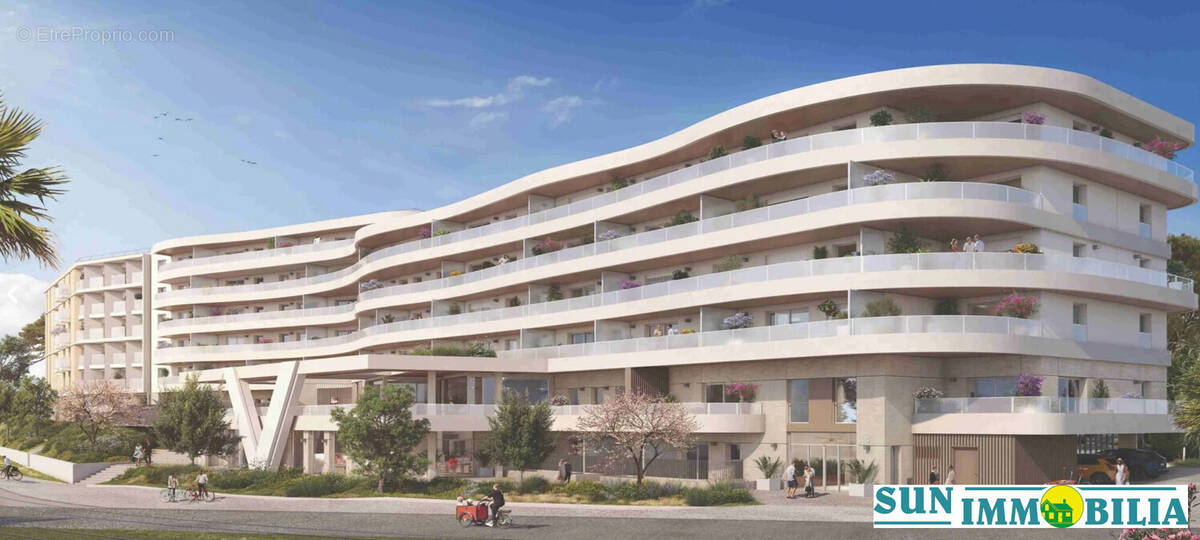 Appartement à SAINT-LAURENT-DU-VAR