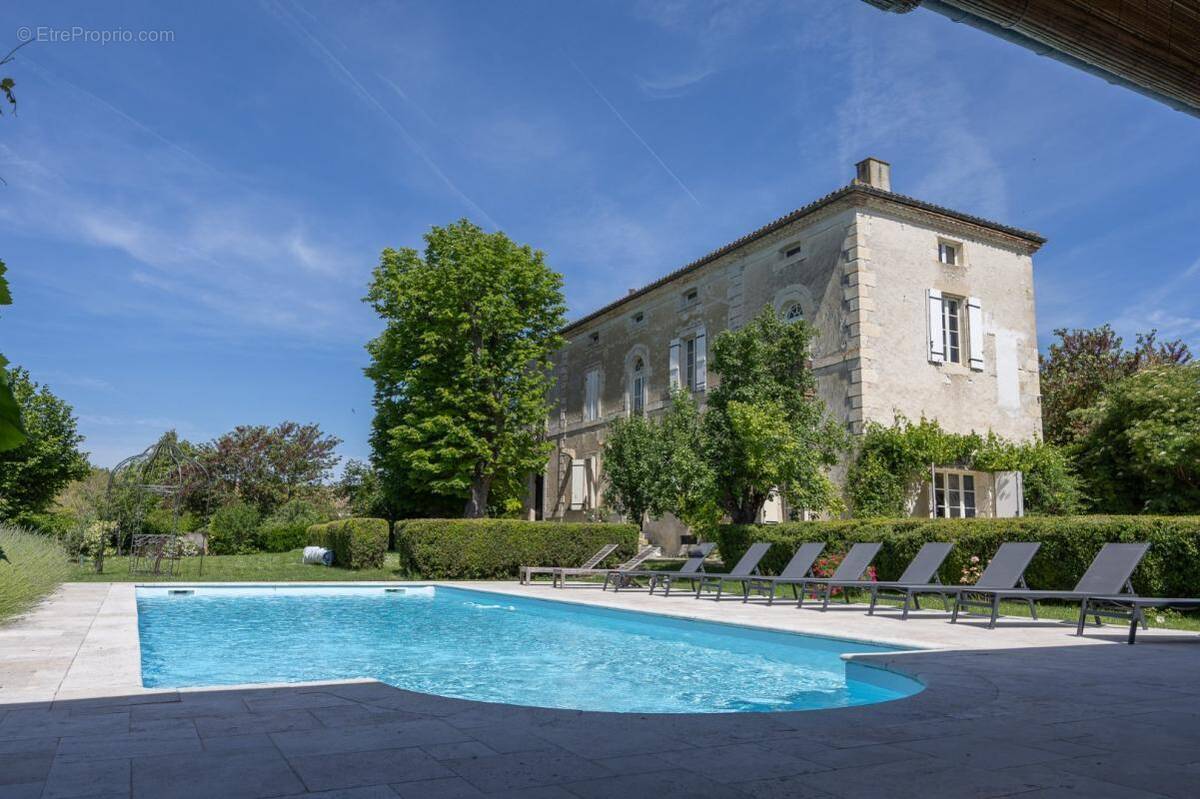 Maison à LAMONTJOIE