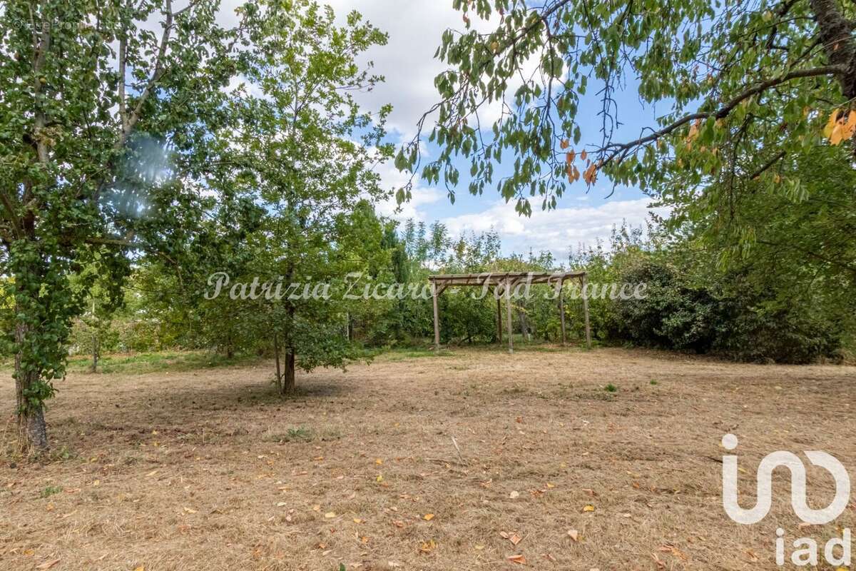 Photo 4 - Terrain à SAULX-LES-CHARTREUX