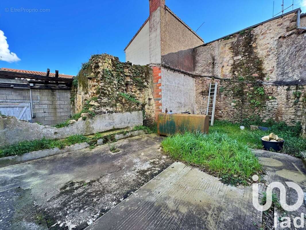 Photo 3 - Maison à MONTAIGU