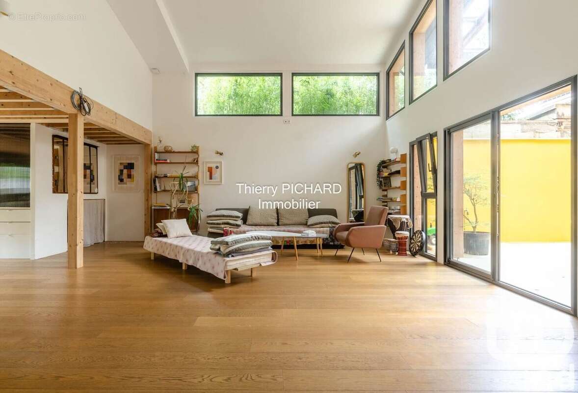 Photo 5 - Maison à LES LILAS