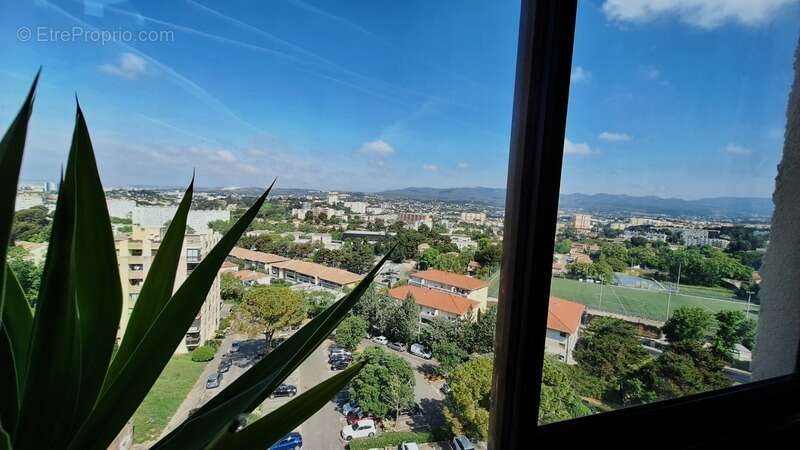 Appartement à MARSEILLE-13E