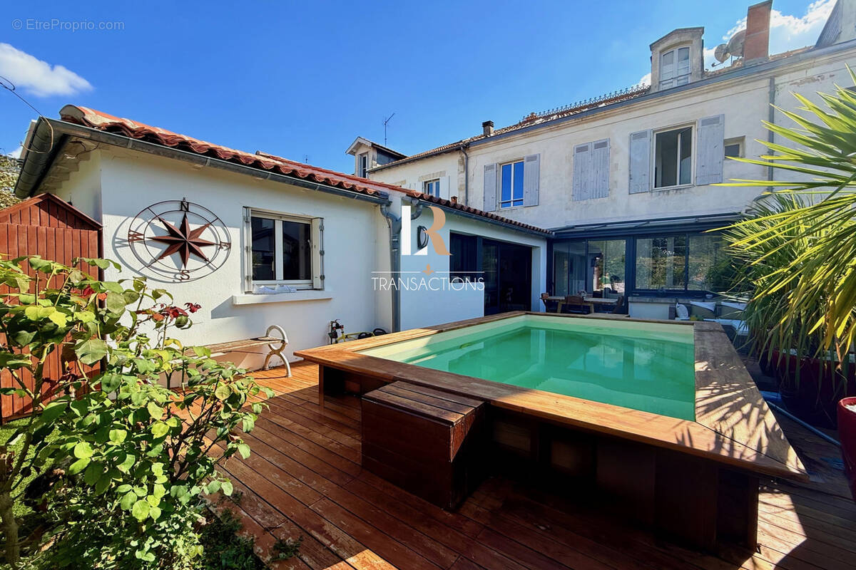 Maison à LA ROCHELLE