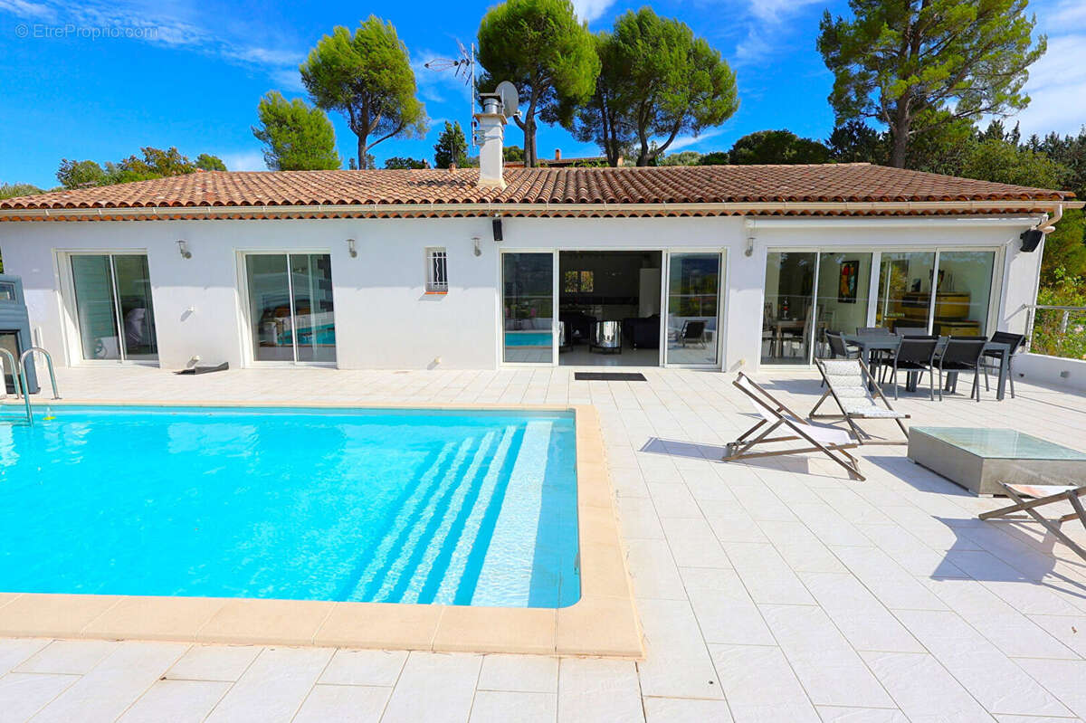 Maison à PEYMEINADE