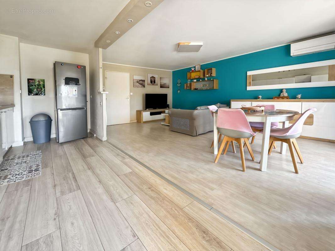 Appartement à FREJUS
