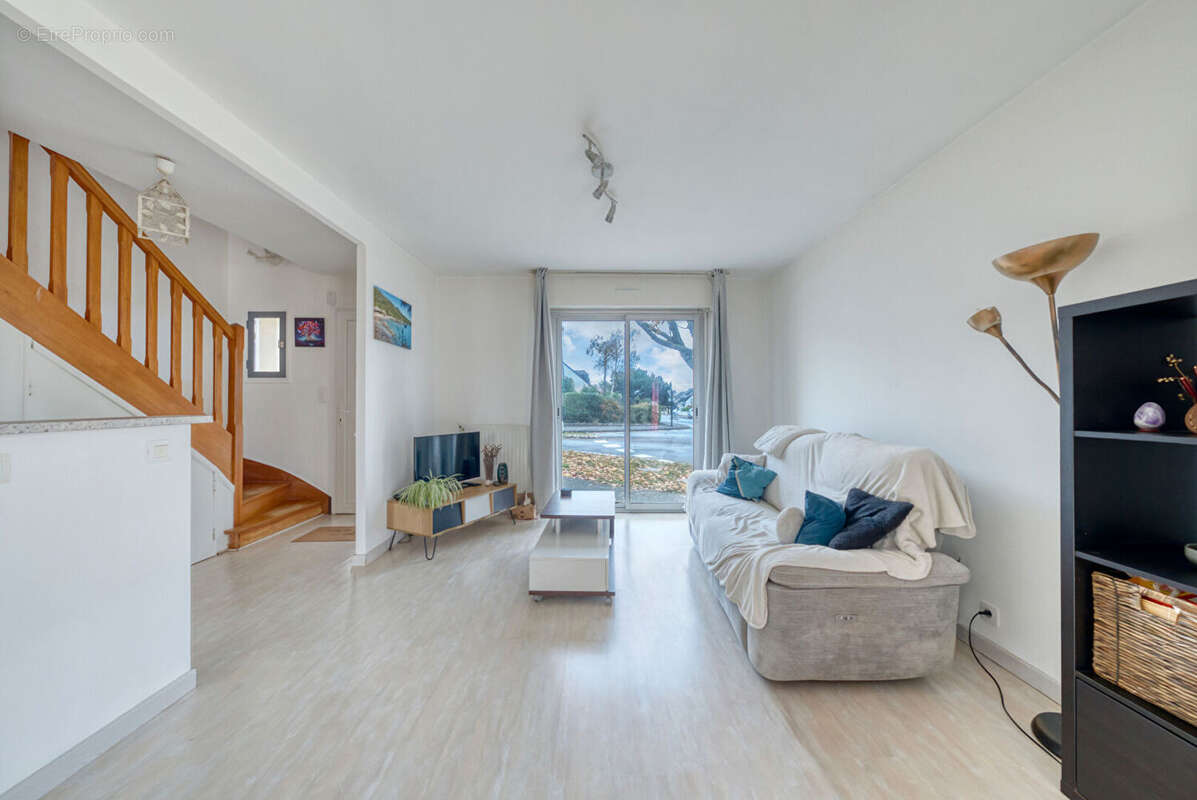 Maison à VERN-SUR-SEICHE