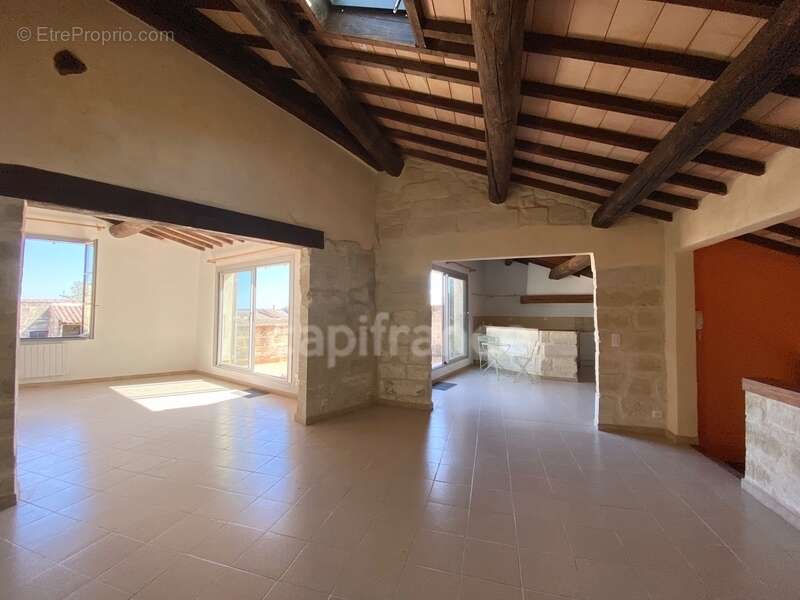 Appartement à UZES