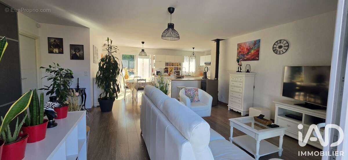 Maison 98 m² à Crugny  - photo 8