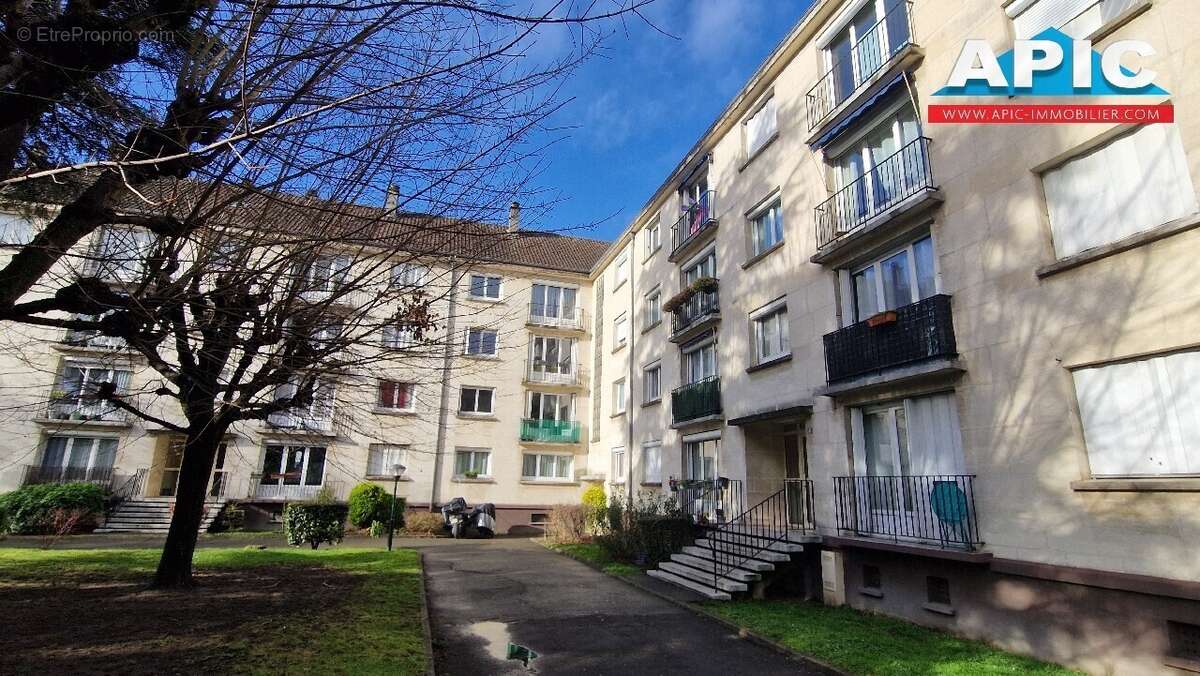 Appartement à GROSLAY