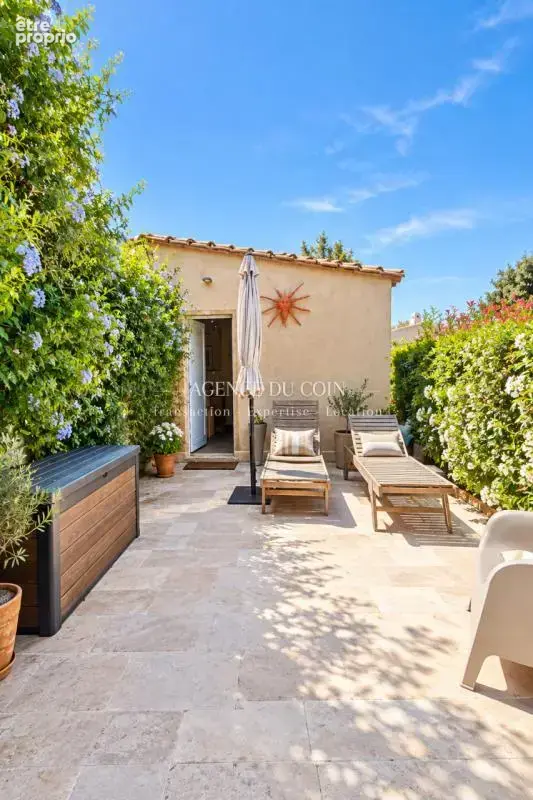 Six-Fours-les-Plages – Villa de charme avec piscine et dépen - photo 10