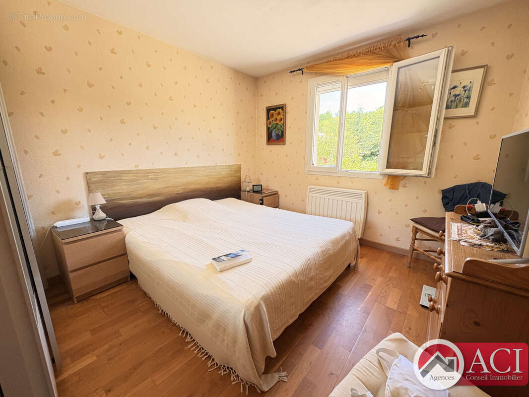 Maison 136 m² à Meru  - photo 6