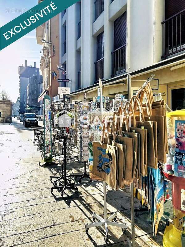 Photo 5 - Commerce à DAX