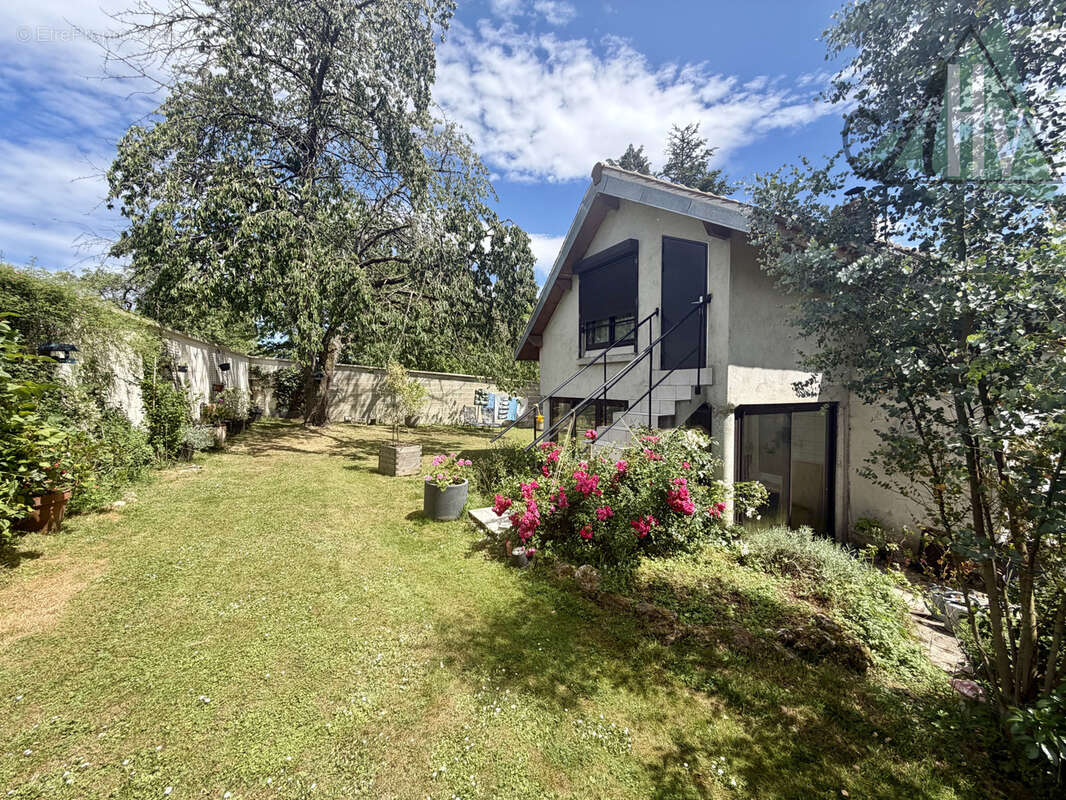 Maison - 2 chambres - 70 m2 - photo 2