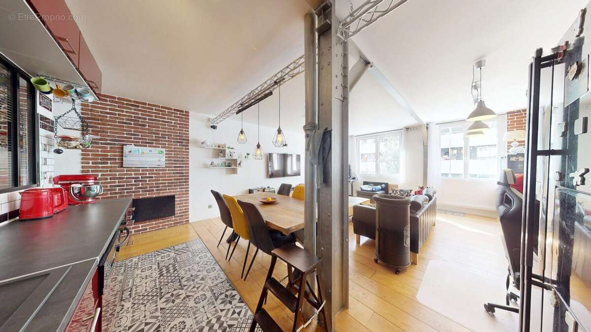Appartement à PARIS-11E