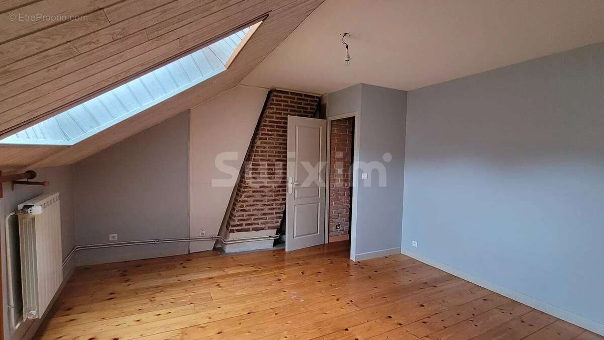 Maison à LONS-LE-SAUNIER