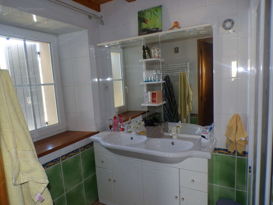 MAISON DE VILLAGE - 5 chambres de 167 m2 au coeur de Saint-Jeure-d'Andaure- Vue dégagée - photo 55