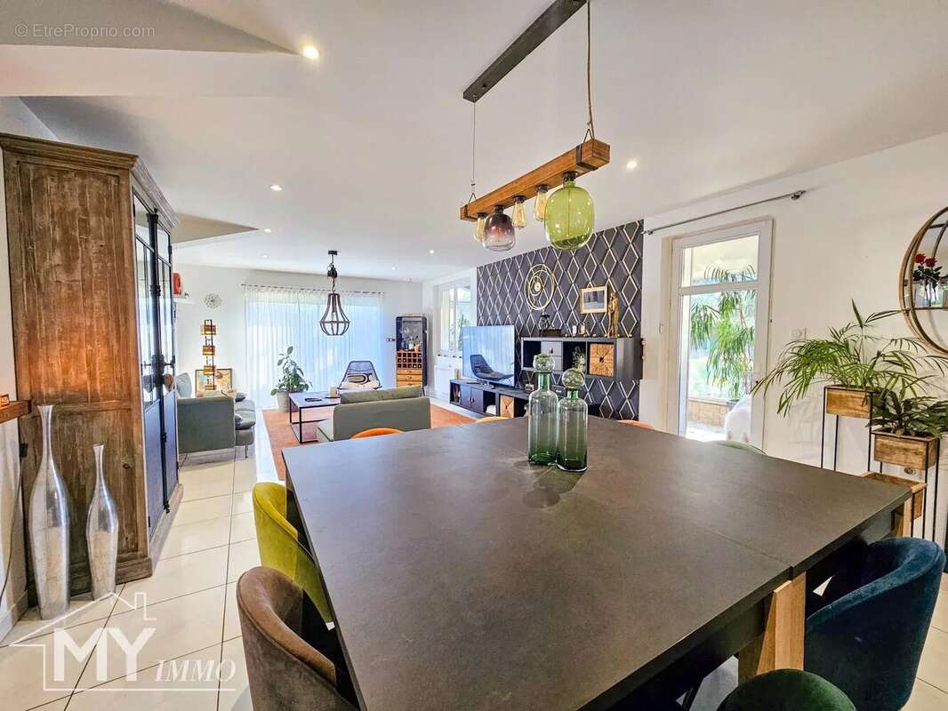 Maison à SAINT-AVIT-SAINT-NAZAIRE