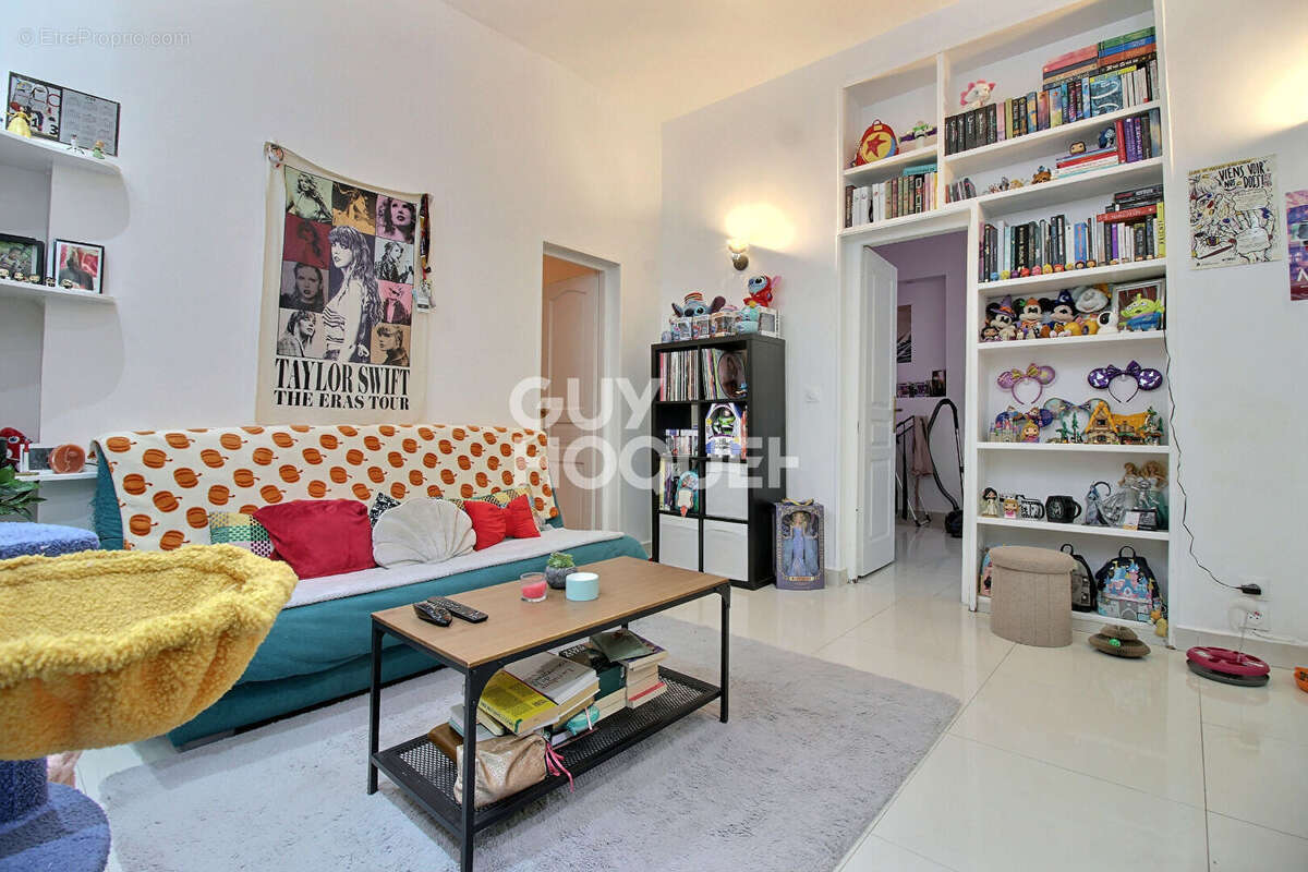 Appartement à PARIS-9E