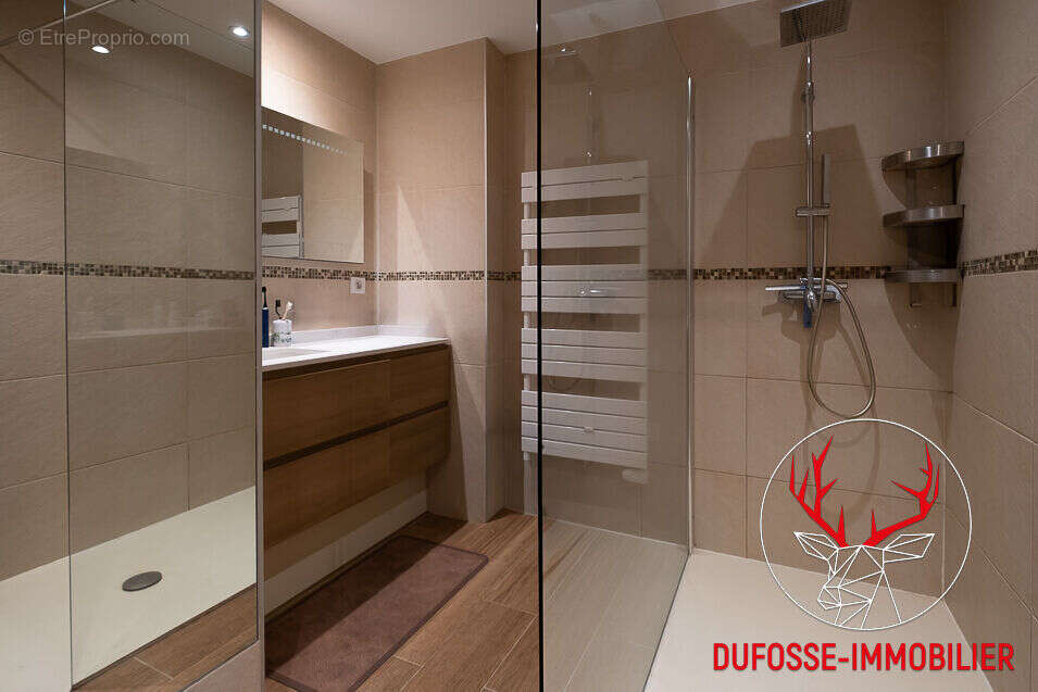 Villefranche -sur-Saône-Maison à Vendre -3 chambres -piscine - photo 10