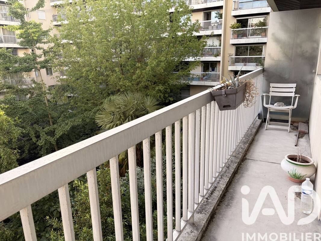 Photo 1 - Appartement à PARIS-11E