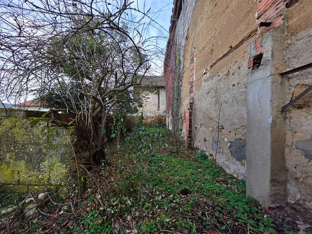 Maison à CHAMPAGNEUX