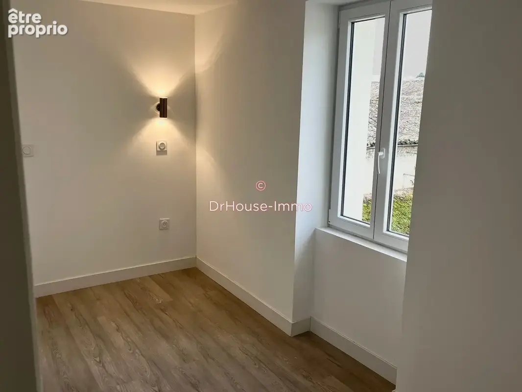 Appartement 5 pièces 85 m² à vendre à Ruelle-Sur-Touvre (16600) - photo 7