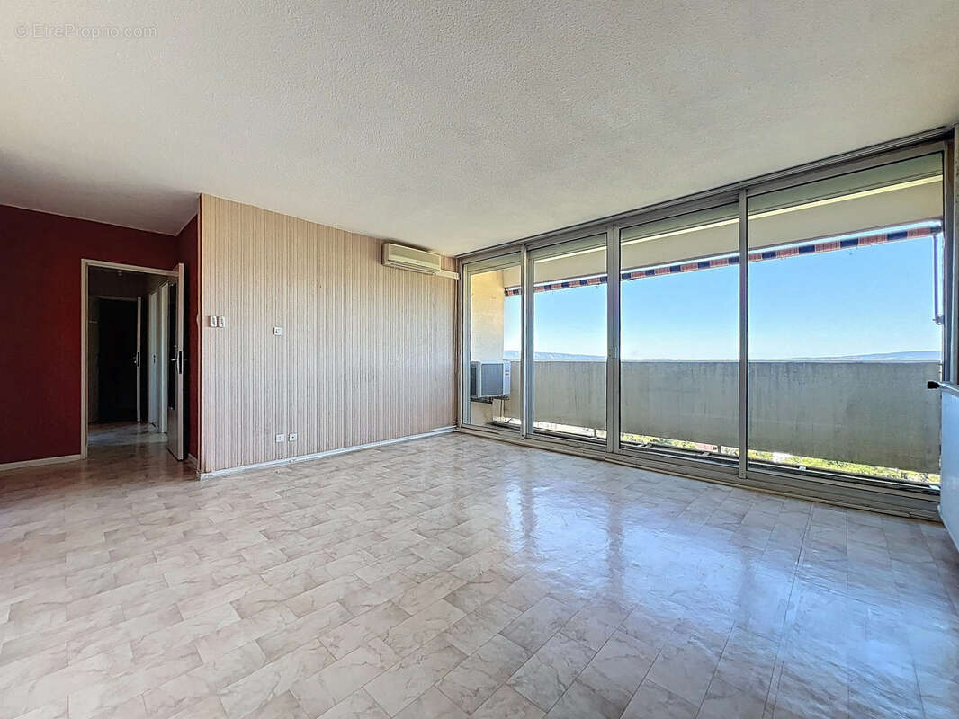 Appartement à APT