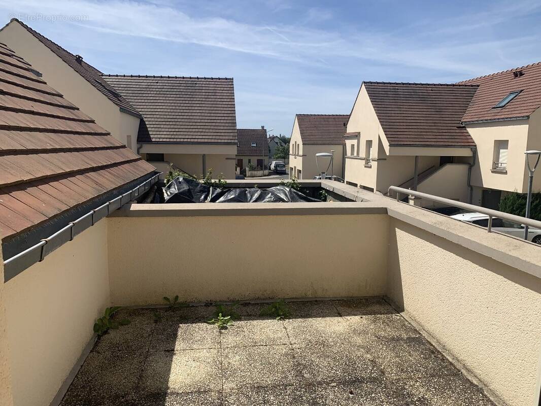 Appartement à OLLAINVILLE
