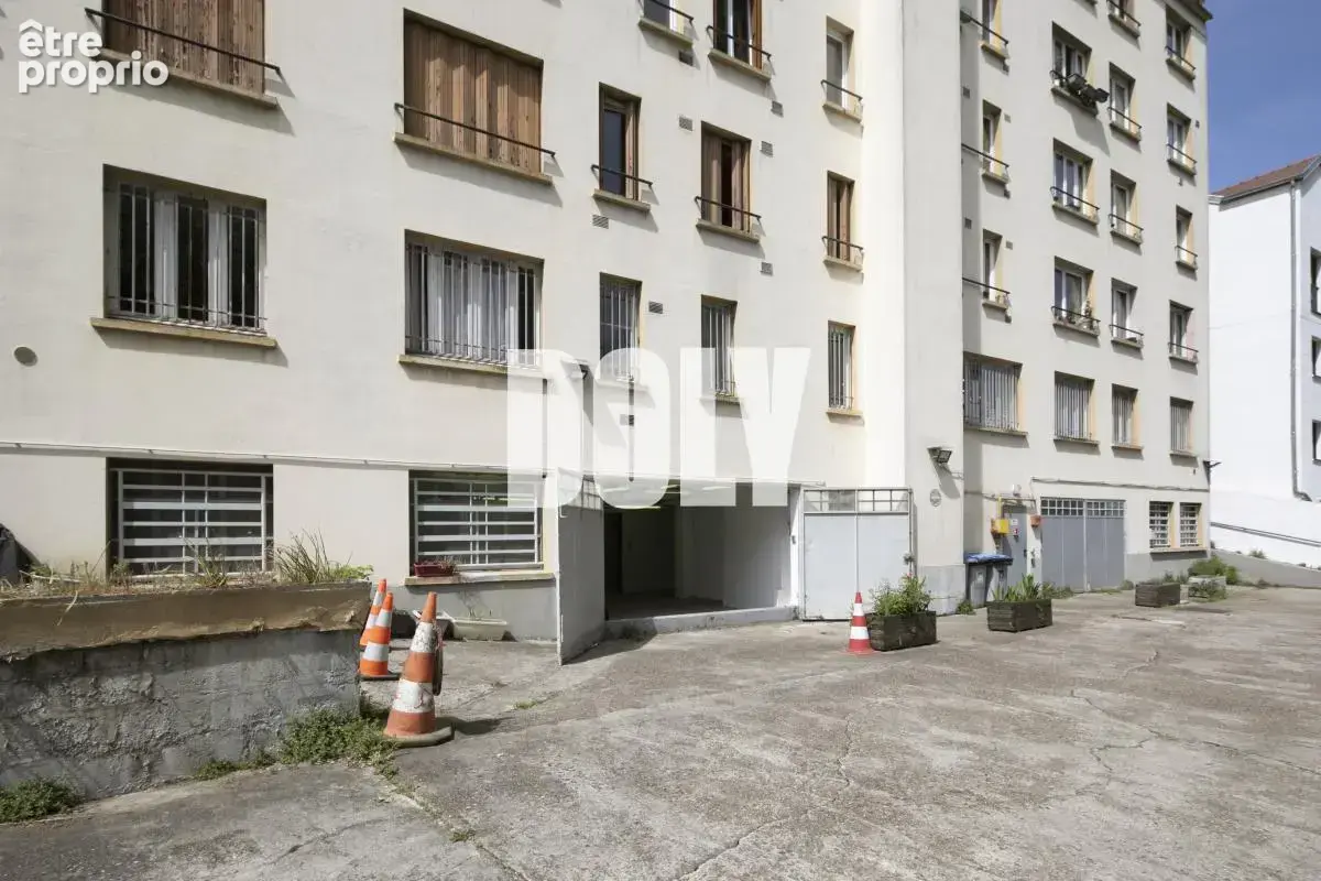 Local aménageable en habitation - 175m2 - bagnolet - photo 10
