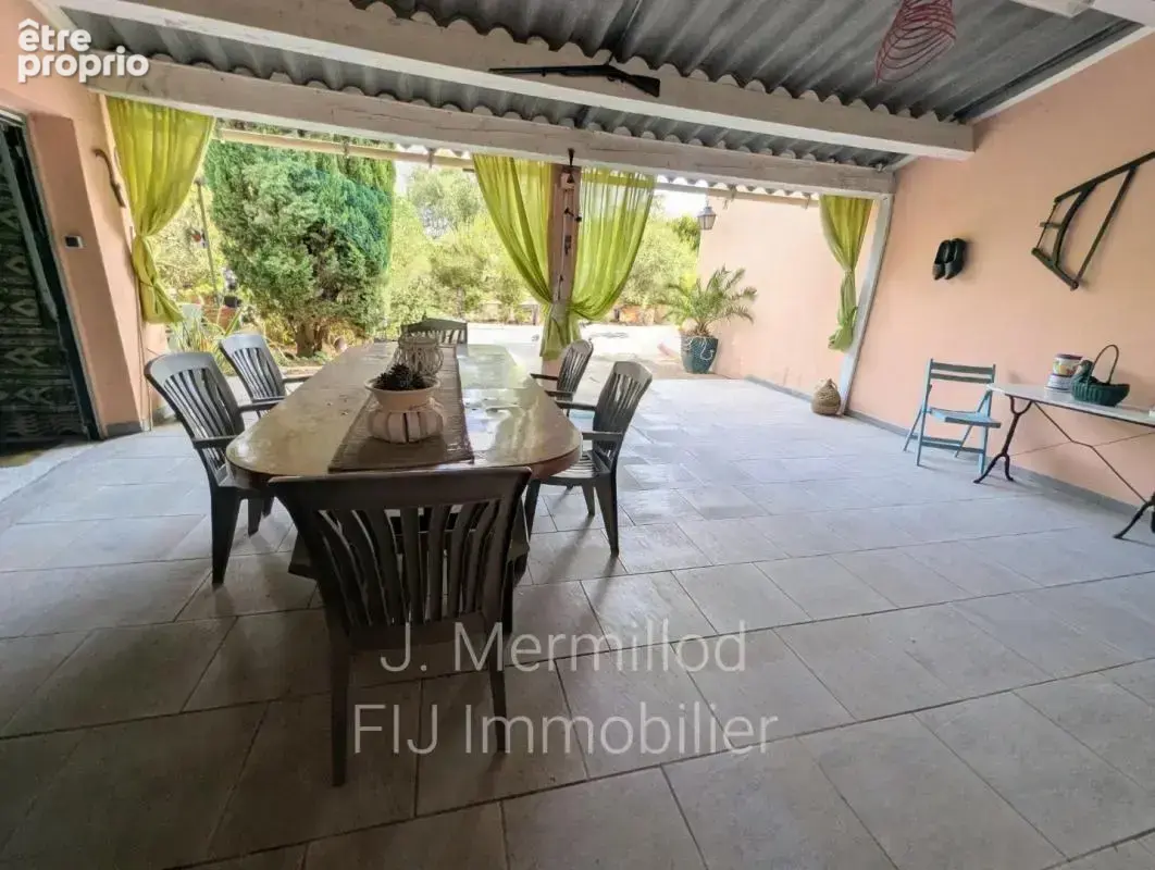 Maison 7 pièces / 183 m² / 393 000 EUR / SAINT-PRIVAT-DES-VIEUX - photo 20