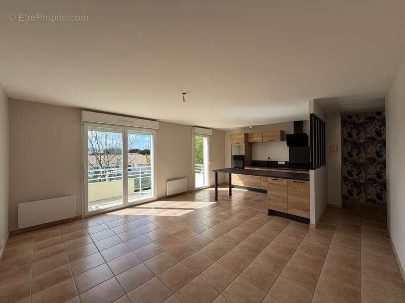 Appartement à CLAVETTE