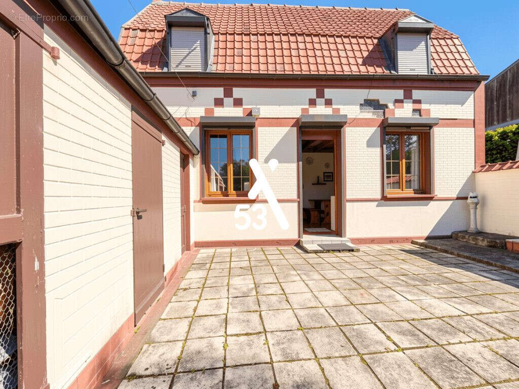Maison à AIRE-SUR-LA-LYS