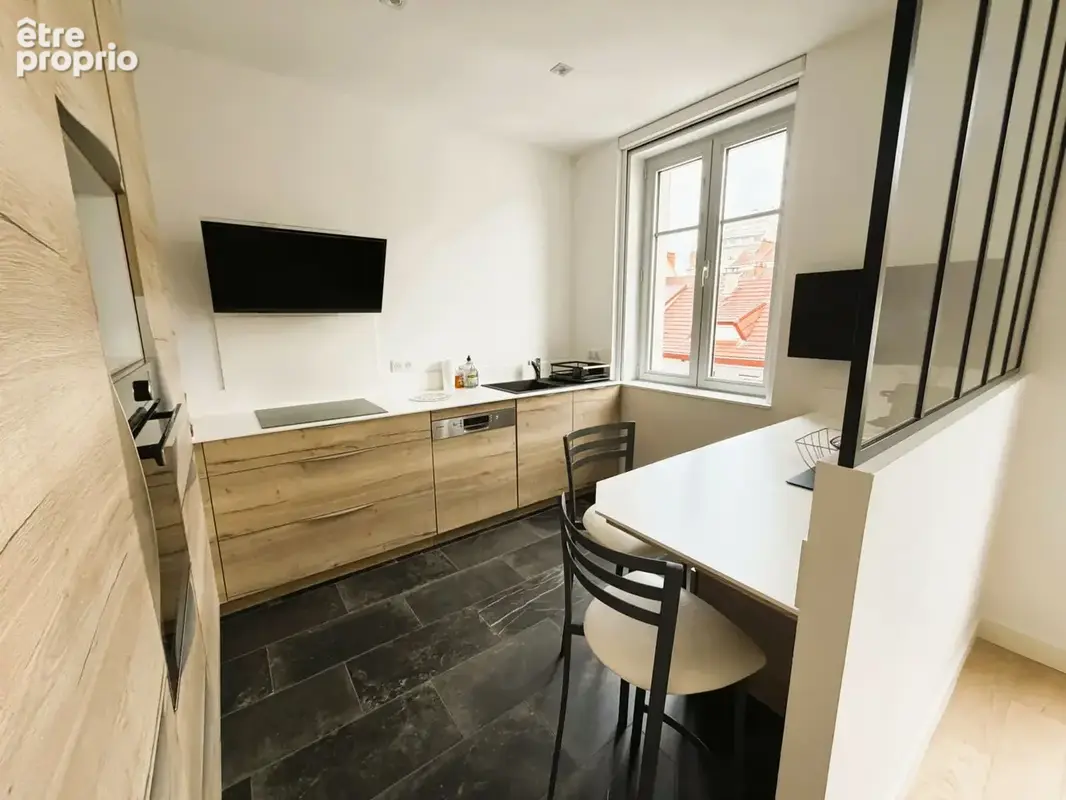 Vichy plan d'eau-elegant duplex 114 m2 entierement renove - photo 2