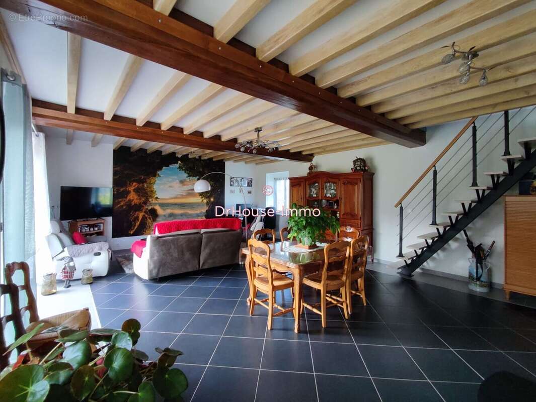 Maison à LE BENY-BOCAGE