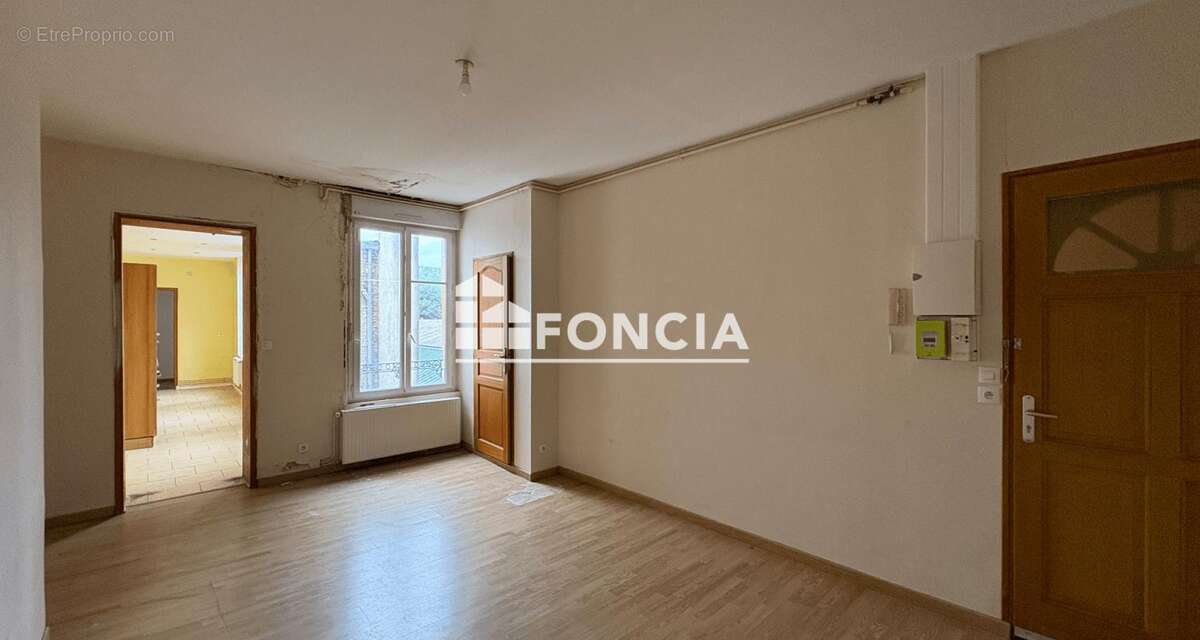 Appartement à CHARLEVILLE-MEZIERES