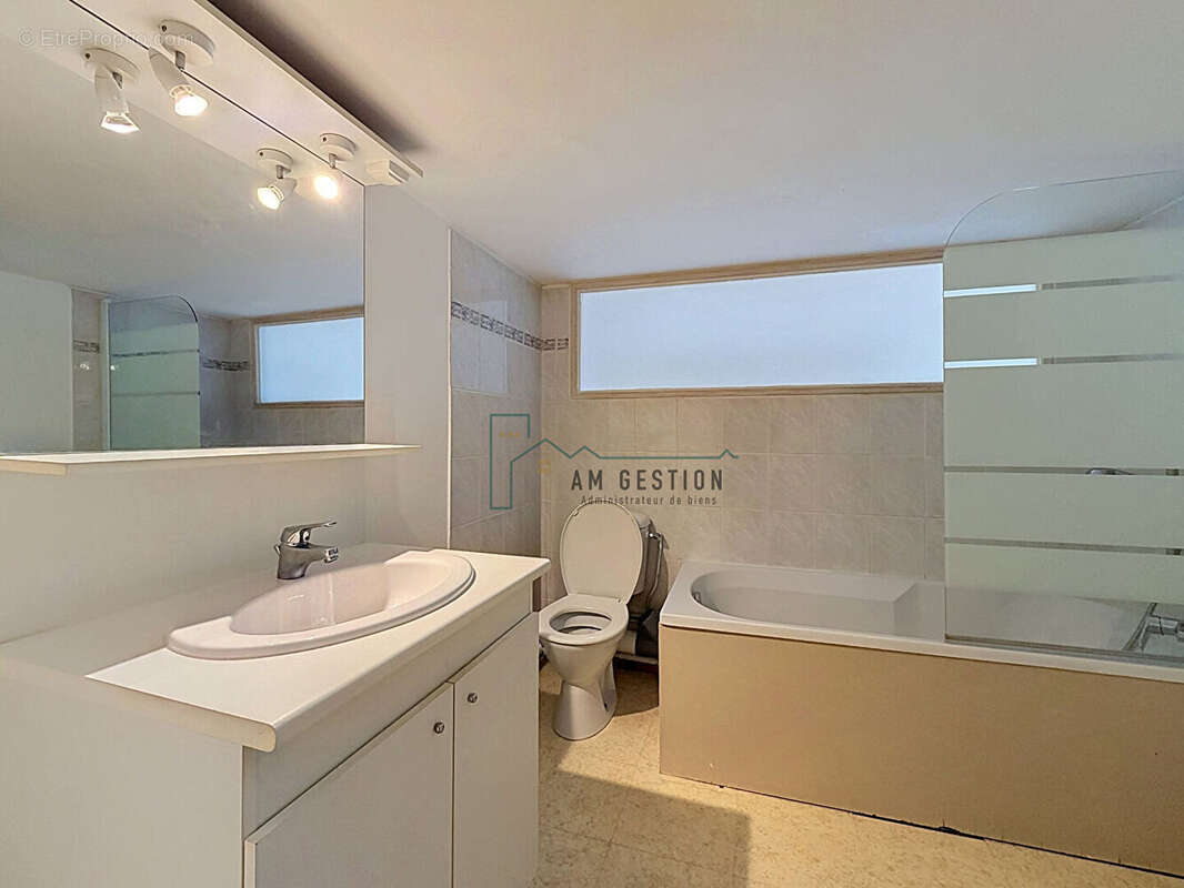 T2 triplex - très lumineux - photo 10