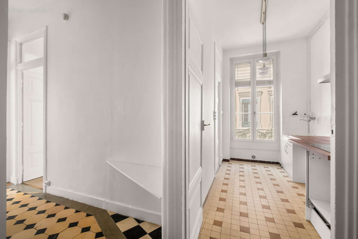 Appartement à LYON-6E