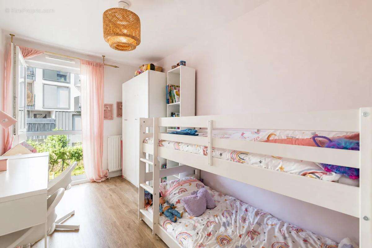 Élégant 4 pièces de 80 m² avec terrasse plein sud - Noisy-le-Sec - photo 4