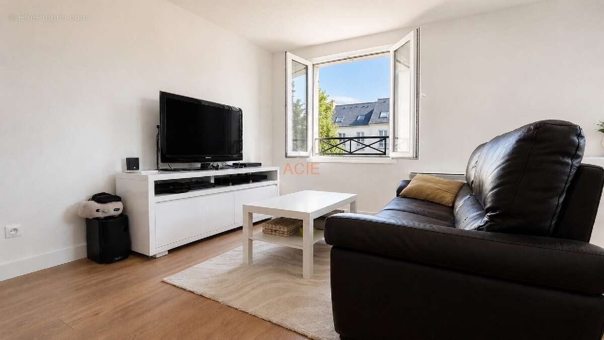Appartement à LOUVRES