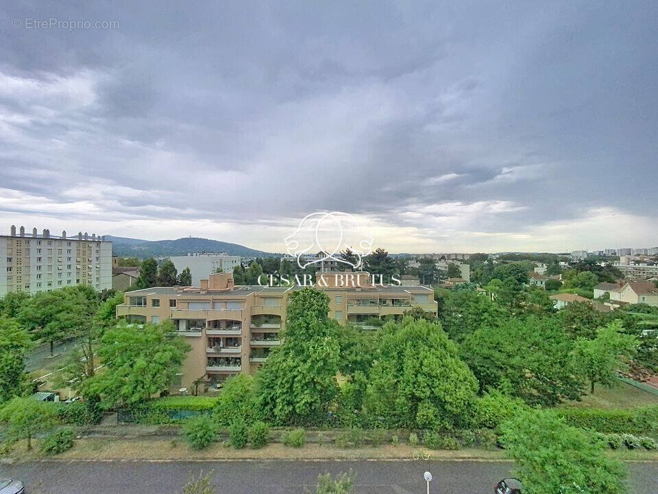 Appartement à CALUIRE-ET-CUIRE