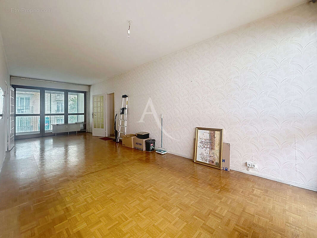 Appartement F3 Metz gare - 2 chambres avec garage et cave - photo 4