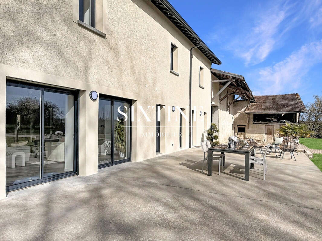 Maison à BOURGOIN-JALLIEU